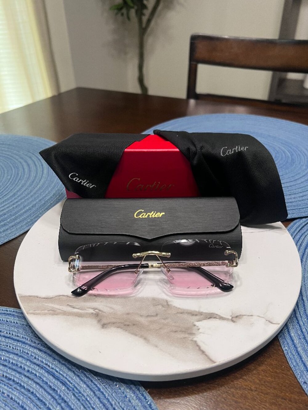 Diamond Cut Big C Rose Lens Frameless Gold Sunglasses unisex